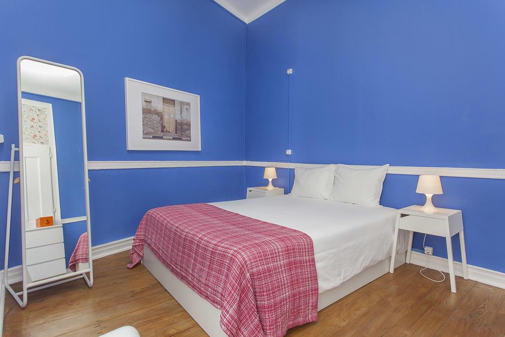 5 Sins Chiado Hostel Lisboa Rum bild