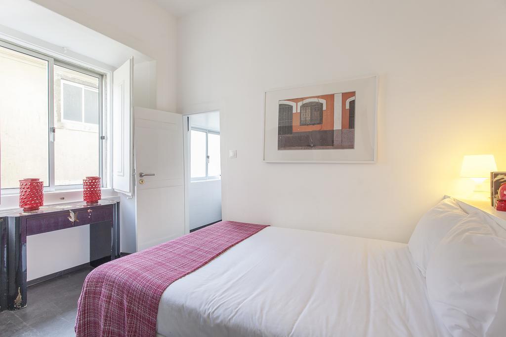 5 Sins Chiado Hostel Lisboa Rum bild